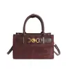 Bolsa de Mão Vintage de Nicho Bolsa Tote Pequena para Mulheres Novo Modelo 2025 Bolsa Quadrada Pequena Simples Tendência com Textura Bolsa Pequena de Ombro Único Transversal