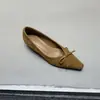 Sapatilhas retrô estilo coreano 2026, delicadas, com laço, bico fino, sola macia, versáteis para o trabalho, sapatilhas coreanas elegantes e estilosas
