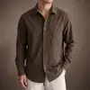 Camisa de trabalho de manga comprida patchwork desconstruída de alta qualidade estilo americano com bolsos com zíper, nova camisa casual de colarinho masculina para outono