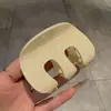 Nuevo Clip de Tiburón M 2025 Pasador de Pelo de Alta Gama para la Parte Trasera de la Cabeza de Mujer Estilo Francés Lujo Ligero Moda Pinza para el Pelo