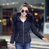 Nuevo Abrigo de Algodón con Cuello Grande de Piel para Mujer, Abrigo Corto de Algodón con Capucha, Chaqueta de Algodón Cálida Ajustada a la Moda