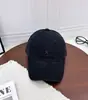 Gorra de béisbol vintage lavada de estilo coreano, relajada, para mujer, bordado de mini letra R, copa suave, visera curva, look casual para el día a día
