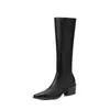 Versión de cuero de grano completo ~Tacón alto grueso de 5.5 cm Otoño/Invierno 2026 Botas de jinete de alta gama Versátiles para el trabajo diario Botas de punta cuadrada