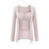 Conjunto de Dos Piezas para Mujer: Chaleco Interior de Tirantes Cortos con Almohadilla en el Pecho Plisada de una Sola Línea Estilo Pura Pasión + Cárdigan de Manga Larga