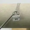 Seiko Versión Kangkang H Bolso Collar Letra H Cadena de Clavícula Colgante Chapado en Oro Rosa de 18K Mismo Estilo que el Bolso de Mano Kelly