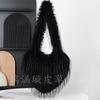 Suministro de Bolsas de Peluche Nuevas con Forma de Corazón de Piel Sintética con Borlas, Bolsos de Hombro Estilo Coreano, Bolsos de Corazón de Amor Modernos y de Moda