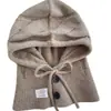 Gorro Cálido Integrado con Bufanda de Punto Grueso Cableada Coreana Chal Otoño Invierno