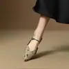 Sandalias Planas de Punta Aguda Estilo Nuevo Verano 2025 para Mujer, Elegantes Zapatillas Ligeras de Lujo con Estampado de Leopardo, Sexy de Una Tira, Cerradas