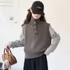 Conjunto de niña estilo coreano transfronterizo, nueva colección primavera/otoño, para niños de talla mediana y grande, con un suéter de imitación de dos piezas y pantalones de mezclilla, un conjunto de dos piezas de moda