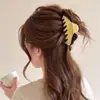Elegante pinza de garra floral para peinado semi-recogido, nuevo modelo 2026 para mujer, pinza de tiburón de tamaño mediano para la parte trasera de la cabeza, accesorio para el cabello