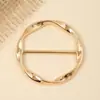 Broche de Xale Europeu e Americano Retrô Clipe de Suéter para Mulheres Fivela de Lenço de Seda Cravejada com Diamantes Broche Anti-Exposição Clipe de Gola para Lenço Acessórios de Liga