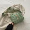 Bolsa pequena estilo estrangeiro estilo coreano com alça de ombro larga feminina 2024 verão design de minoria bolsa de câmera versátil bolsa quadrada pequena de ombro ins