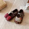 Elegantes zapatos de princesa con lazo para niñas, colección primavera/otoño 2026 = nuevos zapatos de cuero de suela blanda para bebés, zapatos para niños