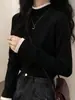 Camada base feminina em fleece canelado, adequada para usar como camada externa, nova coleção outono/inverno 2026, gola semi-alta, top manga longa em color block cinza