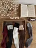 Nuevos calcetines de otoño e invierno para niñas hasta la pantorrilla con estampados florales pastorales y lazos, elegantes calcetines largos para bebé, calcetines de canalé hasta la pantorrilla para combinar con faldas