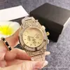 Relógio de Quartzo Multifuncional Feminino Dourado Rosé com Diamantes em Toda a Pulseira Mostrador de Três Olhos Pulseira de Diamante Moda de Luxo Leve Relógio Feminino