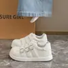 Nuevas Zapatillas Blancas Estilo Coreano Otoño 2026 para Estudiantes Mujeres, Suela Gruesa que Aumenta la Altura, Estilo Casual Callejero ZC011