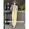 Traje Casual de Moda Amarillo Fluorescente Nuevo 2025 para Mujer, Temperamento de Alta Gama, Traje de Verano Adelgazante y Cubre-Carnes con un Conjunto Completo