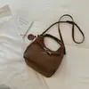 Bolso de mano elegante y minimalista para mujer, nueva colección otoño 2026, bolso tipo cubo de moda con un ambiente relajado, adecuado para ir al trabajo, se puede llevar como bolso de hombro o bolso cruzado