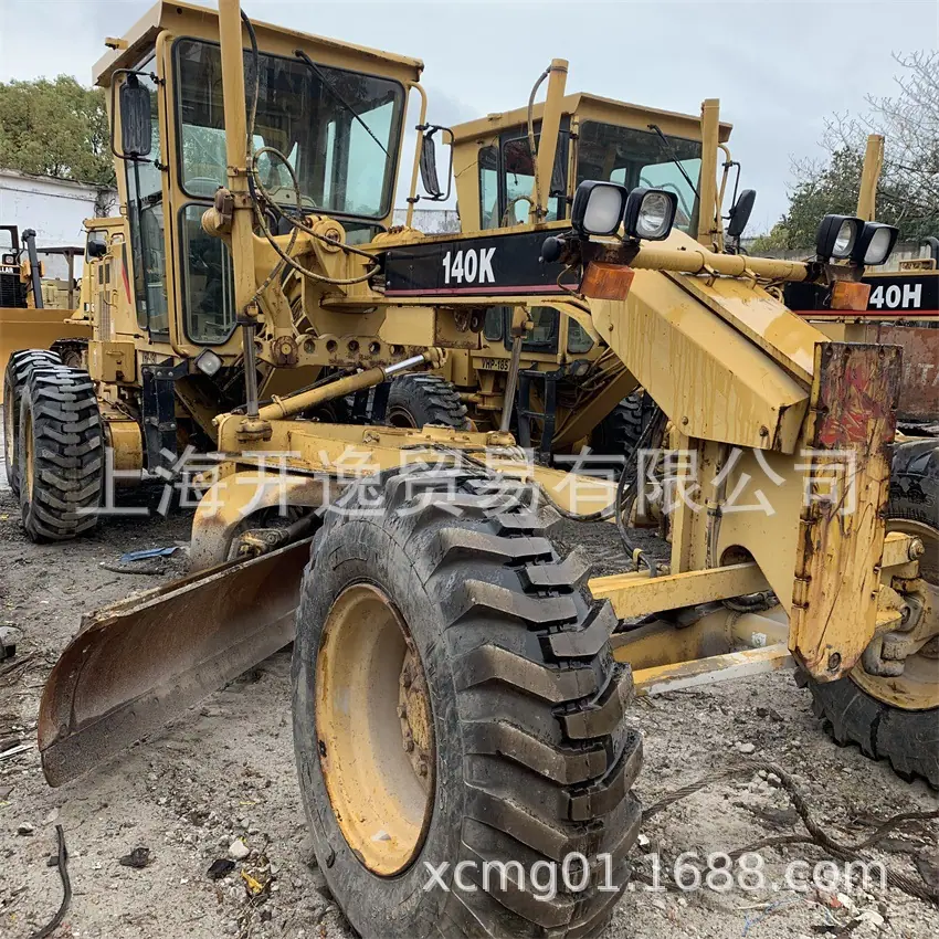 140k motor grader (4)