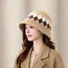 Sombrero de pescador de punto jacquard estilo universitario coreano para mujer, nuevo sombrero de cubo de color block cálido casual para otoño e invierno, protector de orejas