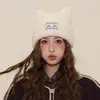 Fábrica de Gorros de Punto de Poliéster Venta al por Mayor Otoño e Invierno Orejas de Gato Lindas Color Sólido Gorro de Lana Tejido Gorro de Lana Caliente para Mujer