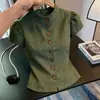 Top de Mujer de Estilo Militar Retro de Alta Gama Francés Color Verde Militar con Botones Manga Corta Nuevo Estilo Verano 2026 Aspecto Reductor de Edad y Adelgazante