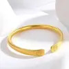 Pulsera Abierta de Moda Europea y Americana para Mujer, Gama Alta, Lujo Ligero, Versátil, Diseño de Nicho, Joyería Artística Retro de Aleación