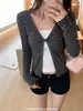 Camiseta de dos piezas de manga larga estilo coreano para mujer, principios de otoño, corte ajustado, versátil, con sujetador incorporado, diseñada para superponer