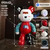 1.12m 1.6m Oso de Dibujos Animados Pintado a Mano con Altavoz Bluetooth Decoración Creativa Villa Hotel Péndulo Grande