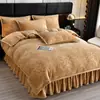 Nuevo Juego de Cubre Cama de Terciopelo Tallado de Cuatro Piezas, Terciopelo Térmico Grueso de Alto Peso para Invierno, Cubre Cama Completamente Mate, Terciopelo de Leche