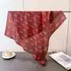 Bufanda de Imitación Seda con Estampado de Cerezas Dulces, Chal de Alta Gama, Bufanda Versátil para Cuello, Pañuelo para la Cabeza, Bufanda para Mujer