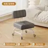 Taburete pequeño de rueda universal sala de estar ruedas taburete bajo silla de apoyo para caminar para niños baño de pies taburete redondo ruedas elevables moderno minimalista