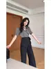 Conjunto de Dos Piezas para Mujer Verano 2026 Casual Negro y Gris de Alta Gama Color de Contraste Corte Ajustado Camisa + Pantalones Rectos de Cintura Alta Adelgazantes