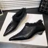 2026 Zapatos de Lona Moda Mocasines Retro Puntiagudos Tacón Grueso Estilo Nuevo Terciopelo Plus Diseño de Nicho Primavera y Otoño
