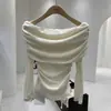 Elegante y único camiseta de manga larga con hombros descubiertos para mujer, nuevo estilo coreano otoño 2026, top elegante y sexy de un solo hombro
