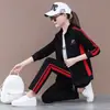 Conjunto de Roupa Esportiva Casual 100% Algodão para Mulheres 2026 Primavera e Outono Nova Moda Roupa Esportiva Elegante Peça Única Uniforme de Equipe