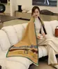 Novo cachecol de outono e inverno estilo coreano, de cashmere sintético, dupla face com cadeado de coração, versátil para ambientes com ar condicionado, xale quente, aquecedor de pescoço para estudantes