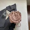 2026 Nuevo Diseño de Nicho de Moda Textura de Alta Calidad Versátil Cordón Hombro Único Cruzado de Hombro de Mano Patrón de Diamante Bolso Cubo
