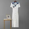 Venta Caliente Transfronteriza Otoño 2025 Nuevo Vestido Largo Bordado de Cuello Polo Ajustado de Cintura Estrecha Adelgazante de Manga Larga Vestido de Punto