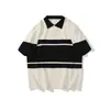 Camisa polo de manga corta estilo retro americano para hombre, nuevo modelo verano 2026, top elástico con bloques de color, corte holgado, camiseta para hombre