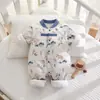 Ropa de Bebé Estilo Chino Flor Roja Pájaro Otoño e Invierno, Pelele Acolchado Sin Costuras para Gatear, Abrigo de Algodón, Mameluco para Recién Nacido