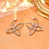 Pendientes de Trébol de Cuatro Hojas con Corte Calado y Twist, Pendientes de Moda de Alta Gama y Elegantes, Pendientes Personalizados Retro para Mujer
