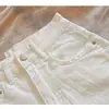Shorts de mezclilla blancos versátiles de verano finos para personas petite, nuevos shorts de pierna ancha de talle alto adelgazantes 2026