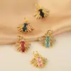 Europa y Estados Unidos venta caliente cobre micro incrustación joyería de moda para mujer lujo ligero incrustado circonita chapado en oro lindo colgante de abeja venta al por mayor