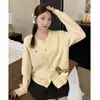 Nuevo diseño de cárdigan suave y acogedor estilo coreano para primavera y otoño con jacquard de cachorro y bordado de mariposa, tejido de punto de algodón para mujer