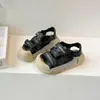 Nuevas Sandalias para Niñas 2026 Verano Nuevas Transpirables Casual Sandalias Infantiles Versátiles Cómodas Zapatos de Playa para Niños