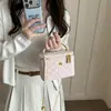Bolsa de mão com trama de diamante, bolsa tipo caixa fashion, novo estilo 2026, mini bolsa quadrada texturizada, bolsa de ombro único, atacado transfronteiriço feminino