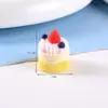 Miniatura de resina para juego de comida postre pan galleta crema pegamento material diy pequeños accesorios de resina accesorios hechos a mano diy