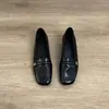 2026 Mocasines Cuadrados Versátiles Retro con Detalle de Camelia, sin Cordones, Suela Suave, Tacón Grueso, Zapatos de Trabajo